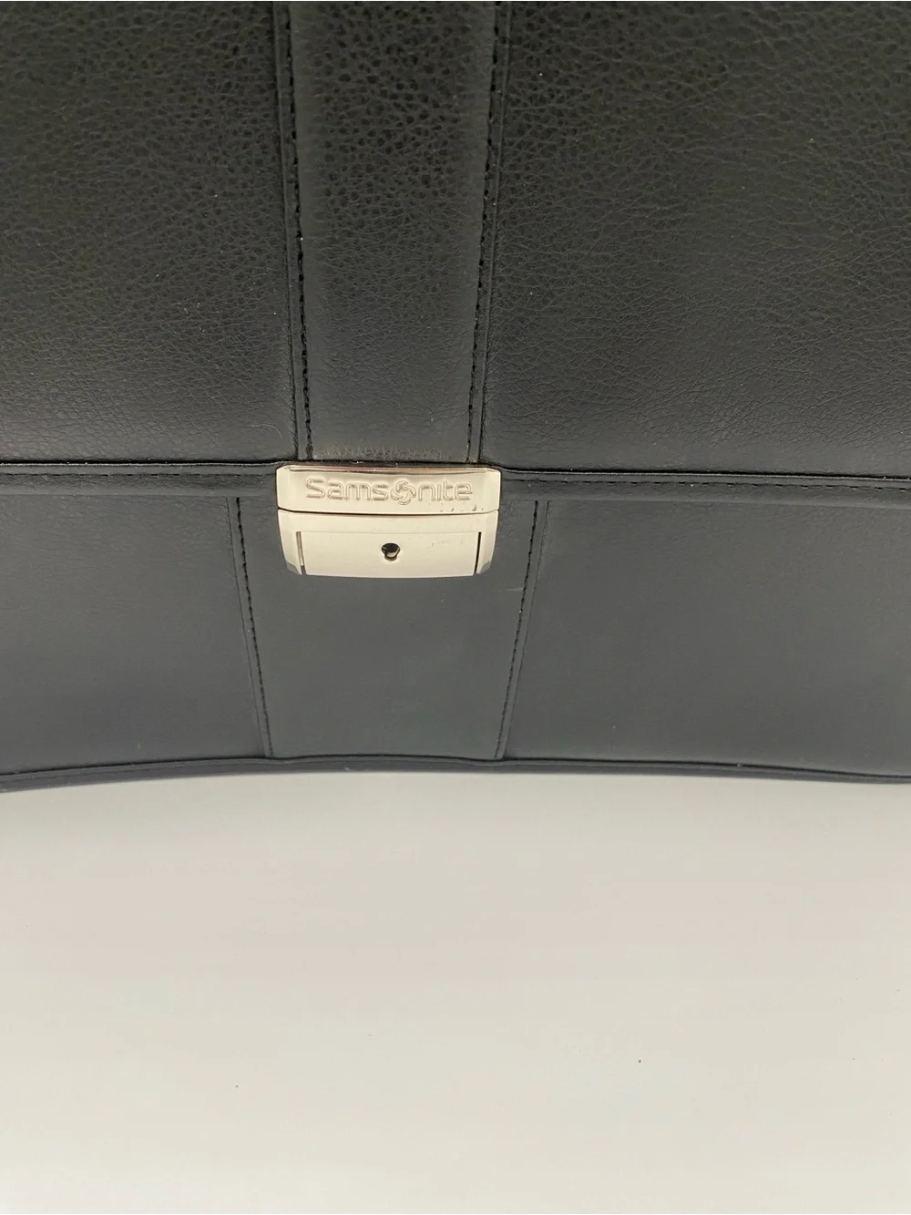 Samsonite Black Leather Laptop Briefcase with Silver Hardware